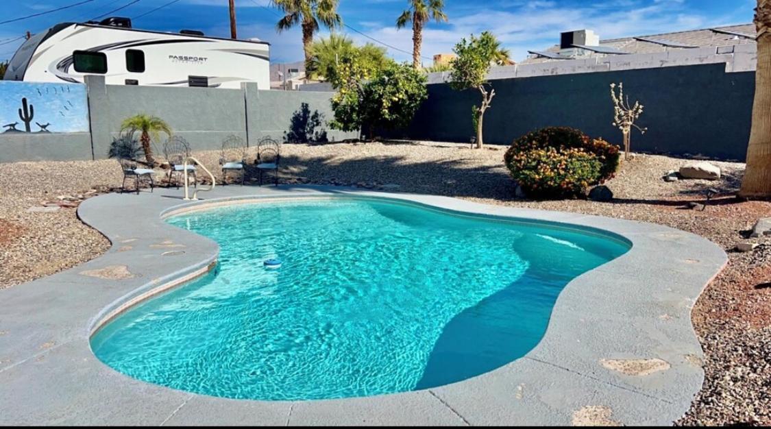 Spacious Getaway! Pool, Spa, Sleeps 9 レイク・ハヴァス・シティ エクステリア 写真